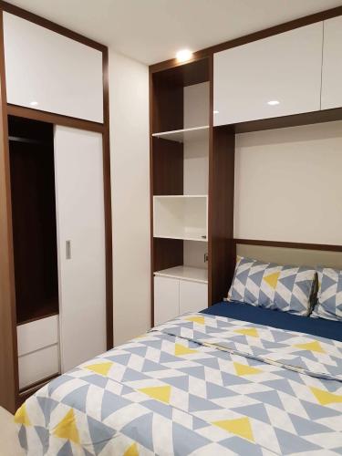 Không gian căn hộ Vinhomes Golden River, Quận 1 Căn hộ Vinhomes Golden River đầy đủ nội thất, tầng cao view thoáng mát.