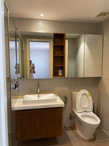 Phòng tắm căn hộ Duplex Masteri Thảo Điền, Quận 2 Căn hộ Duplex Masteri Thảo Điền nội thất đầy đủ, view đón gió.