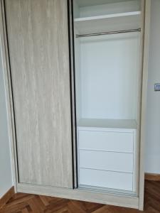 Căn hộ Feliz En Vista Căn hộ Feliz En Vista tầng cao nội thất cơ bản, dọn vào ở ngay.